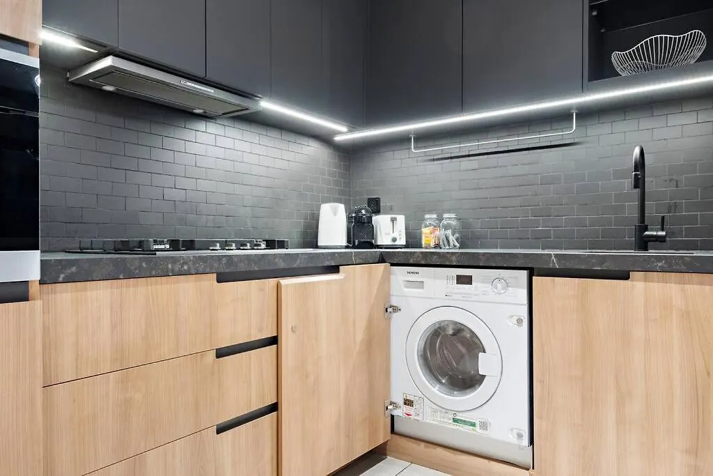 First Class Studio Premium And Luxurious Apartment Dubai