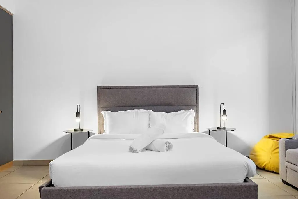 First Class Studio Premium And Luxurious Apartment Dubai