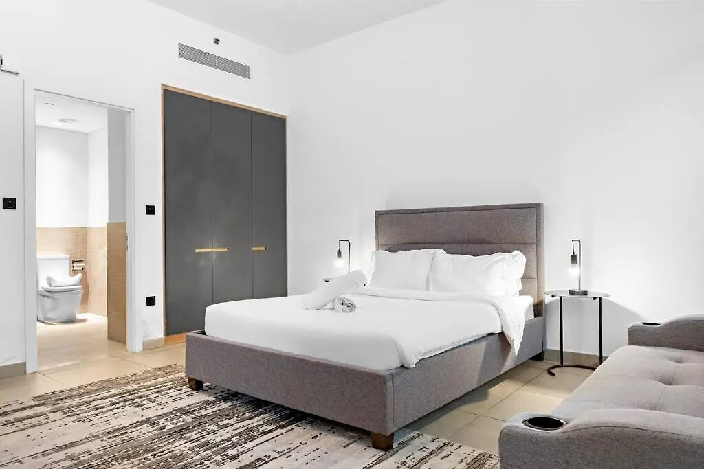 First Class Studio Premium And Luxurious Apartment Dubai United Arab Emirates
