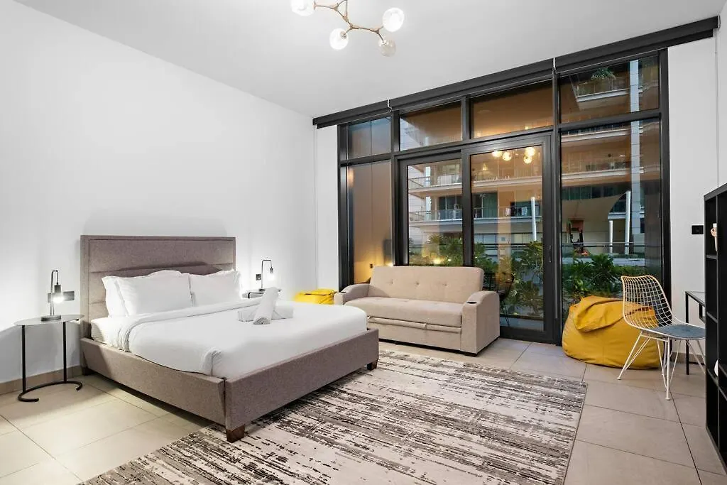 First Class Studio Premium And Luxurious Apartment Dubai